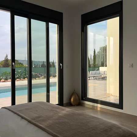 Acogedora En Villa